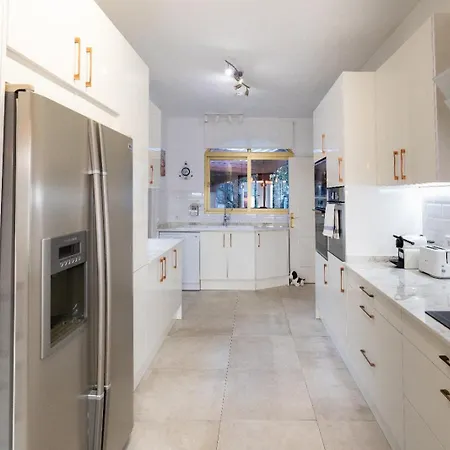 Vivi Homes - Casa Bella *