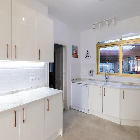 Vivi Homes - Casa Bella Villa Mijas