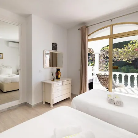 Vivi Homes - Casa Bella Mijas