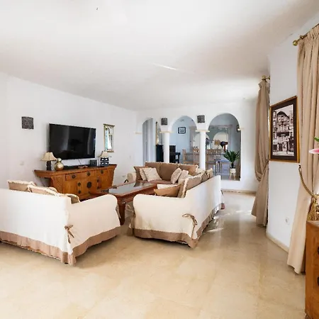 Vivi Homes - Casa Bella Villa Mijas