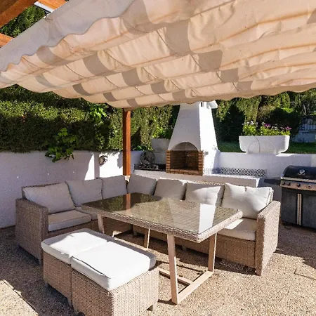 Vivi Homes - Casa Bella